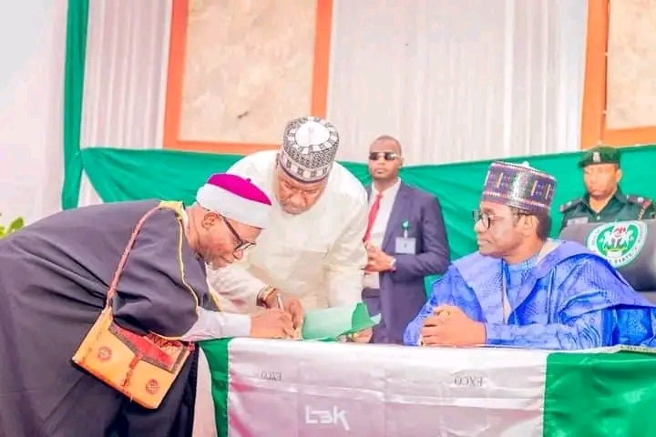 Gov. Buni Swears In New Grand Khadi, Five Special Advisers, 13 Permanent Secretaries