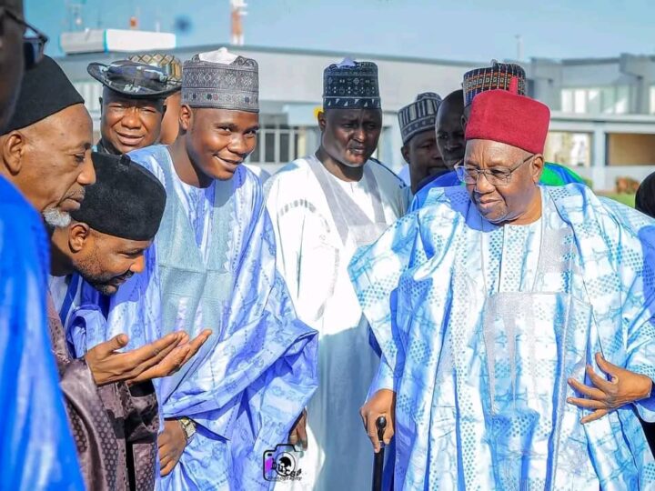 Un Monarque parmi les Monarques : Le Mai Kanuribe de Lagos déroule le tapis rouge pour le Shehu de Borno